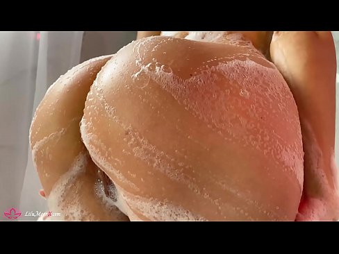 ❤️ Brunette Masturbates obo pẹlu Vibrator to Intense Orgasm ni Shower ❤️  si wa ❌❤